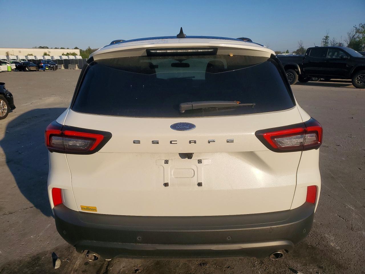2025 Ford Escape St Line - zdjęcie 6