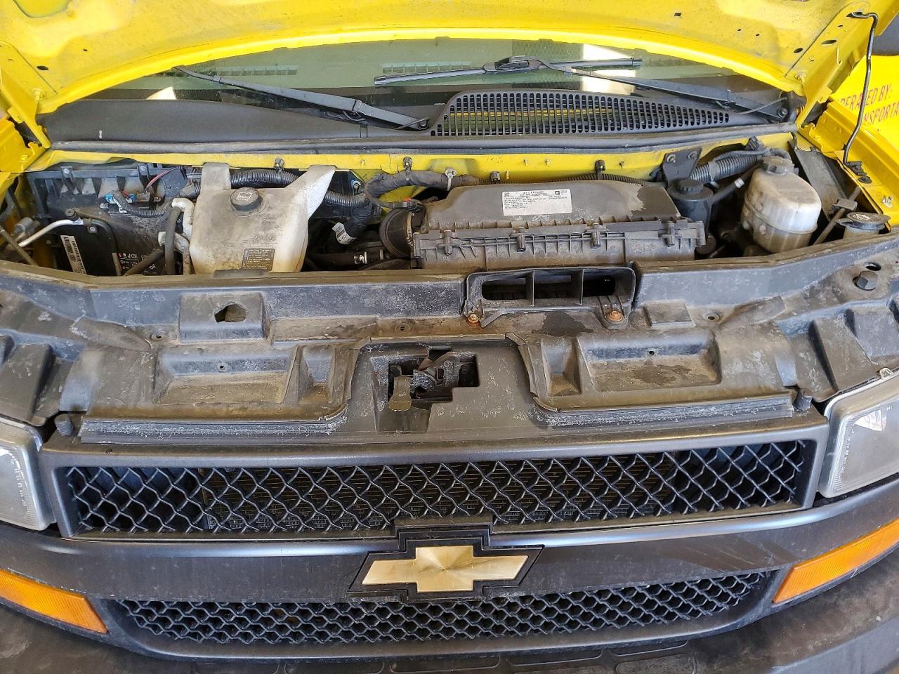 2019 Chevrolet Express G2500 - zdjęcie 11