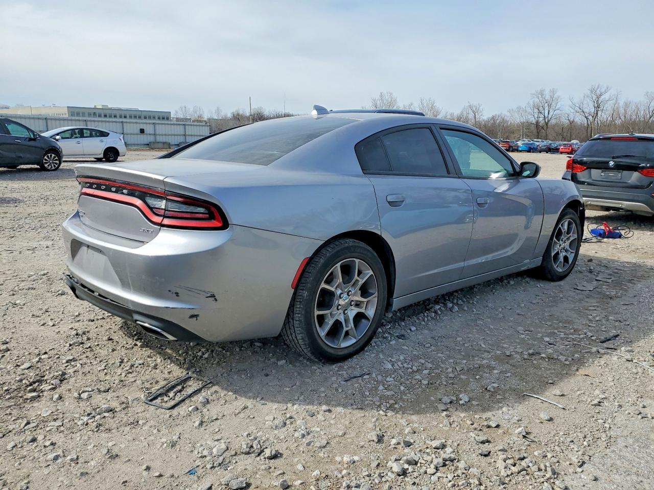 2016 Dodge Charger Sxt - zdjęcie 3