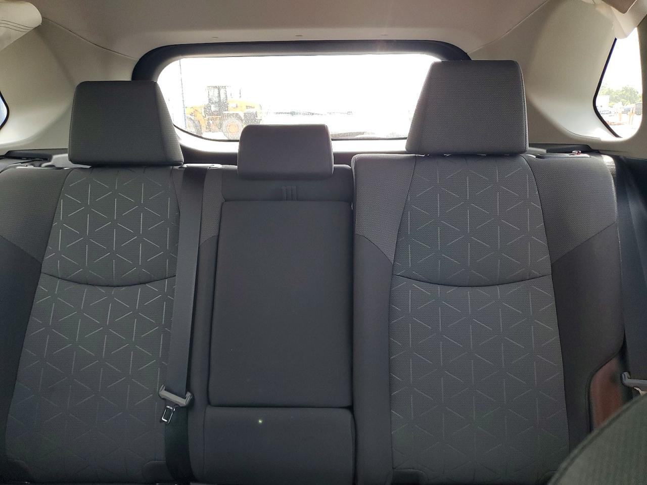 2020 Toyota Rav4 Hybrid Xle - zdjęcie 10