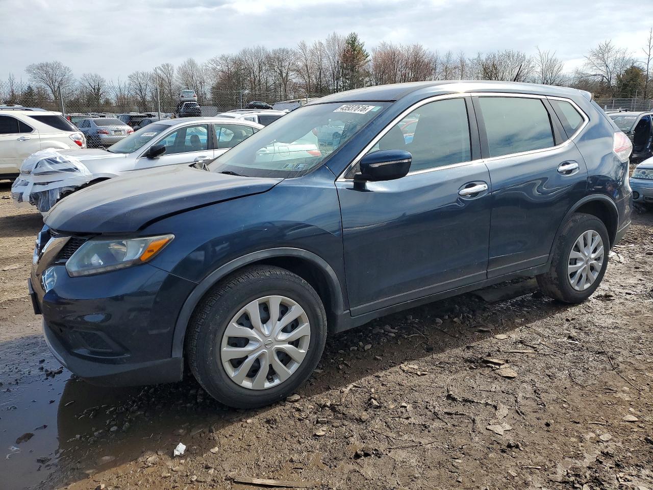 2015 Nissan Rogue S - zdjęcie główne