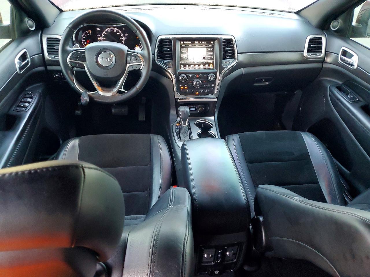 2017 Jeep Grand Cherokee Laredo - zdjęcie 8