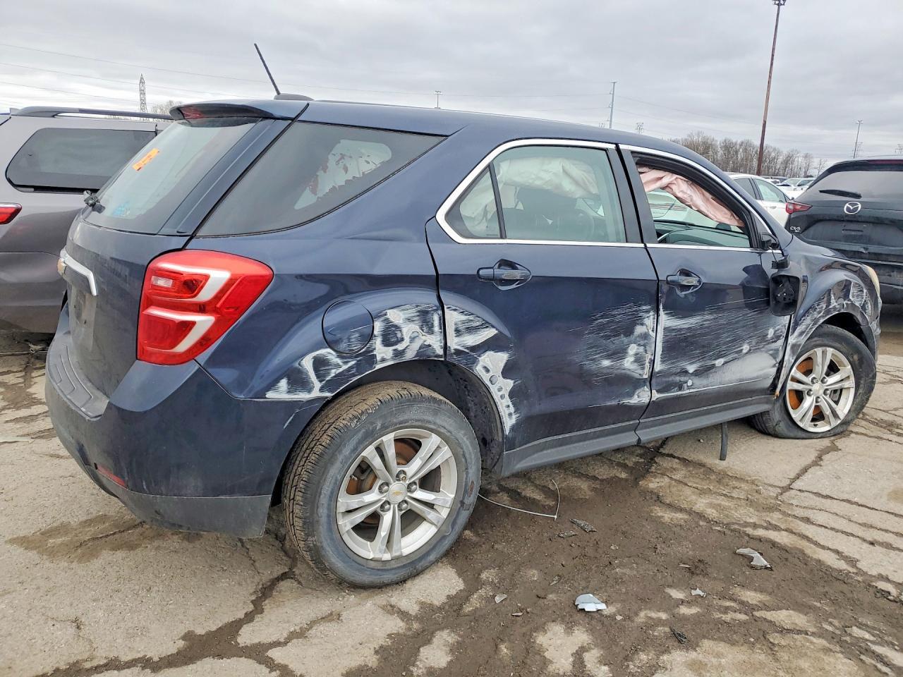2017 Chevrolet Equinox Ls - zdjęcie 3