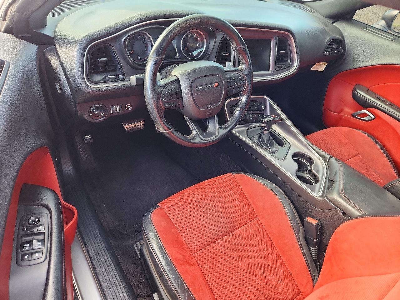 2018 Dodge Challenger R/T - zdjęcie 8