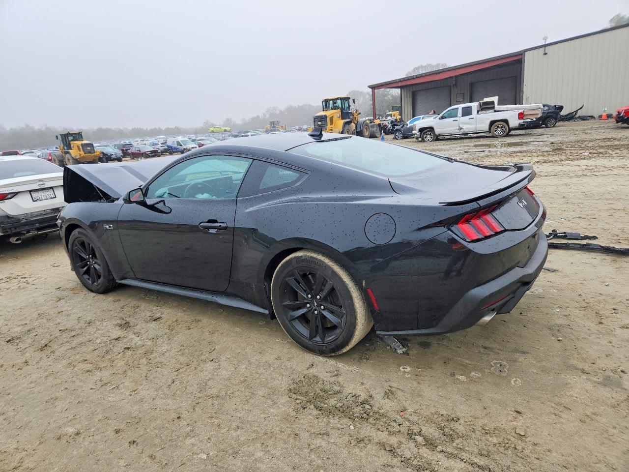 2024 Ford Mustang Gt - zdjęcie 2
