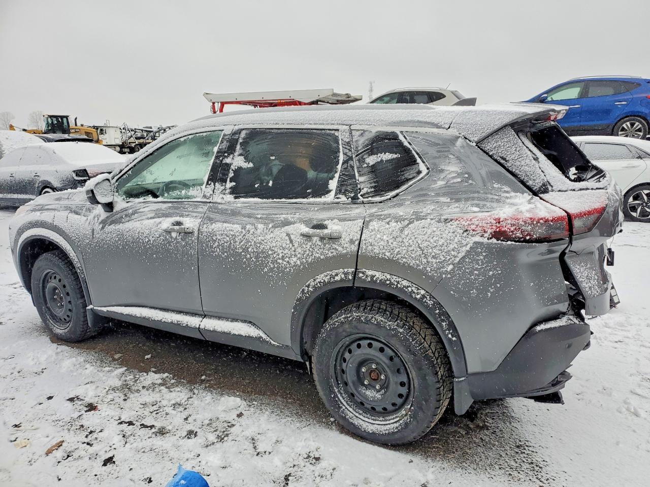 2023 Nissan Rogue Sv - zdjęcie 2