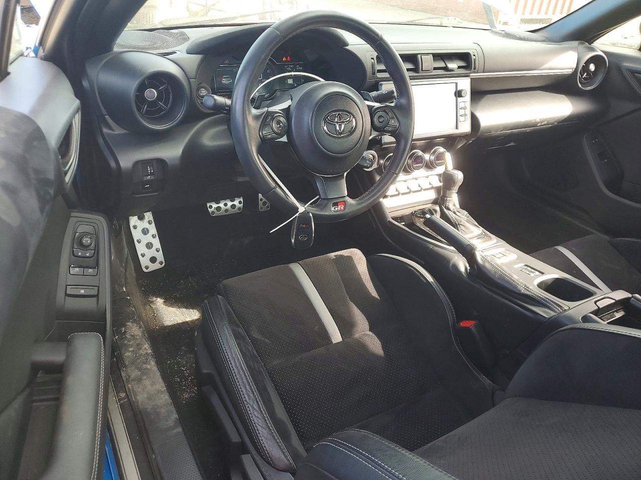 2023 Toyota Gr86 Premium - zdjęcie 8