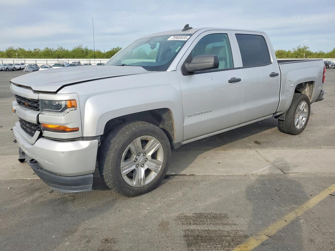 2018 Chevrolet Silverado C1500 Custom - zdjęcie główne