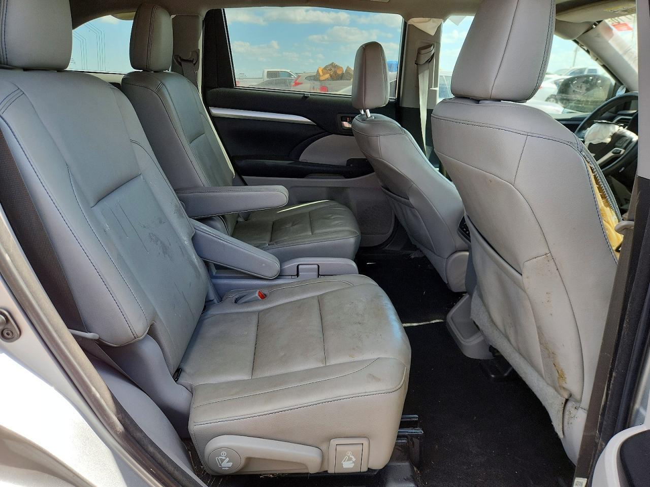 2018 Toyota Highlander Xle - zdjęcie 11