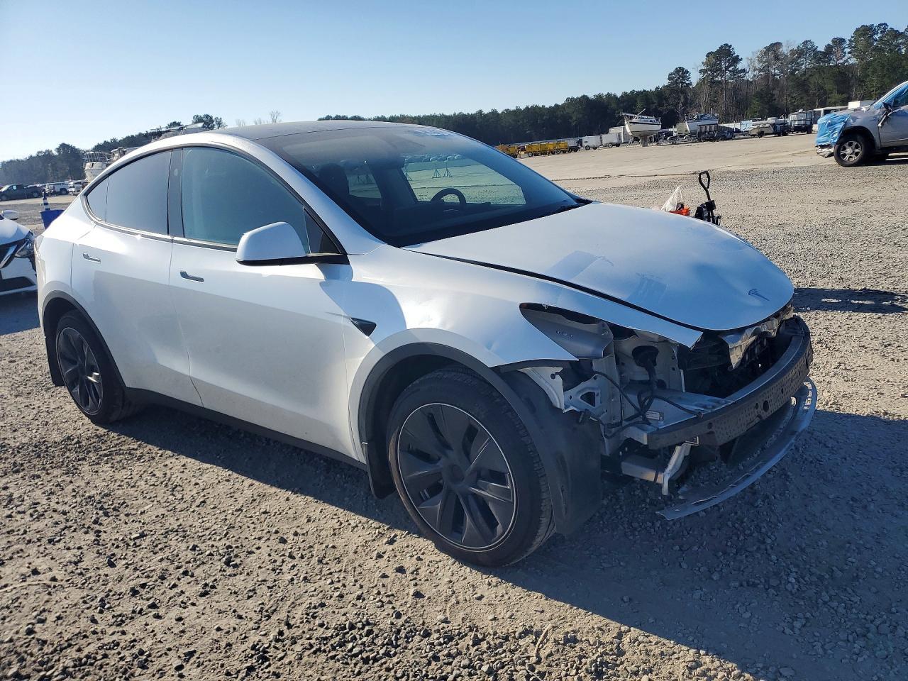 2023 Tesla Model Y - zdjęcie 4
