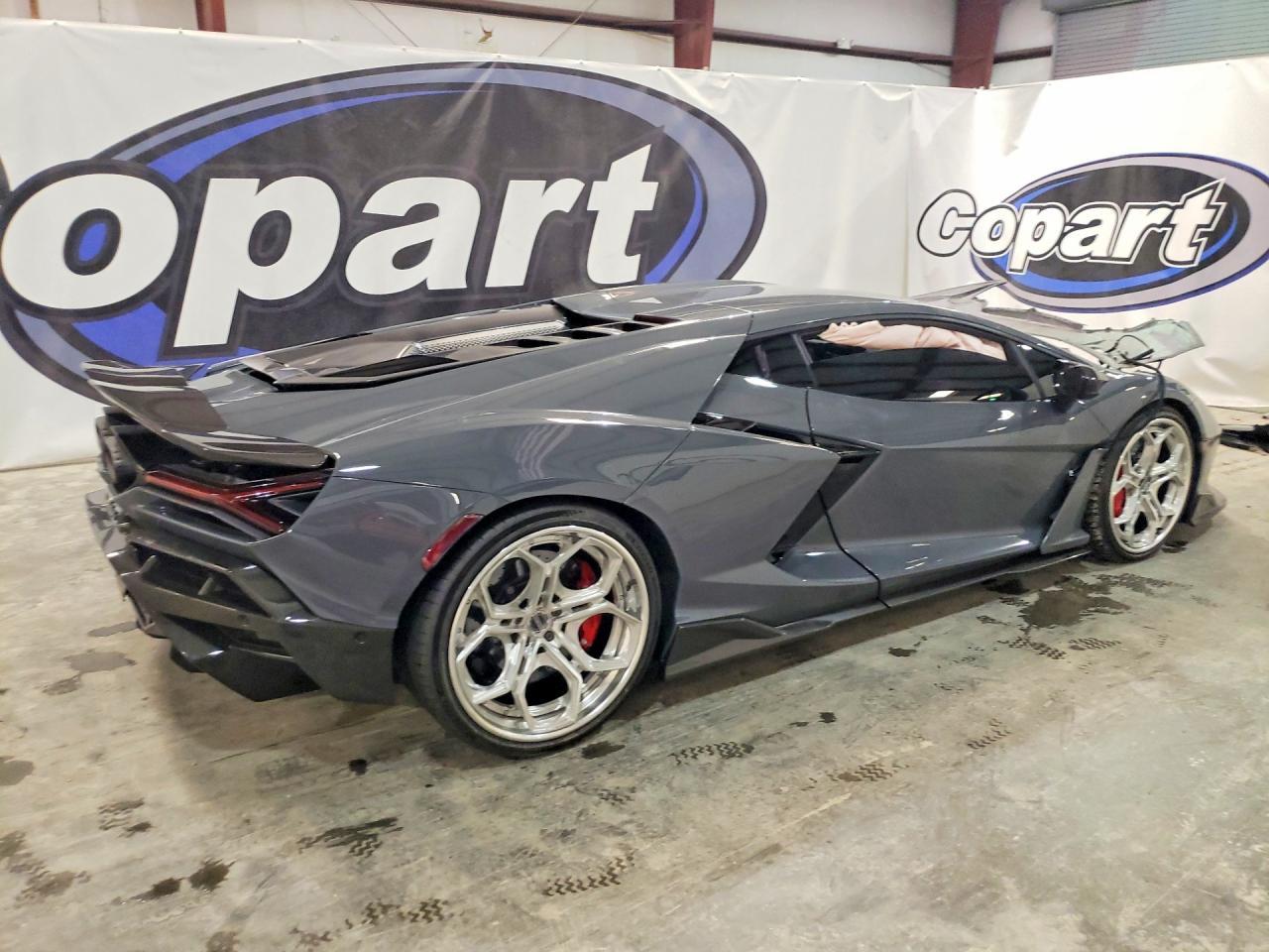 2024 Lamborghini Revuelto - zdjęcie 3