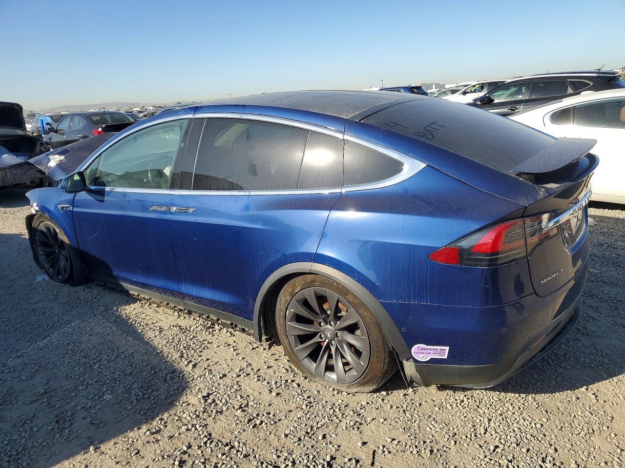 2018 Tesla Model X - zdjęcie 2