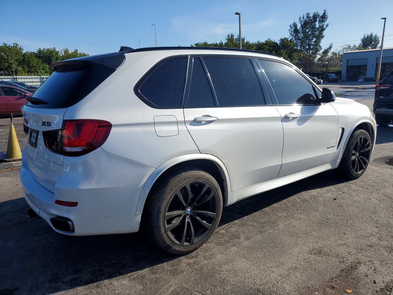 2015 BMW X5 Sdrive35I - zdjęcie 3