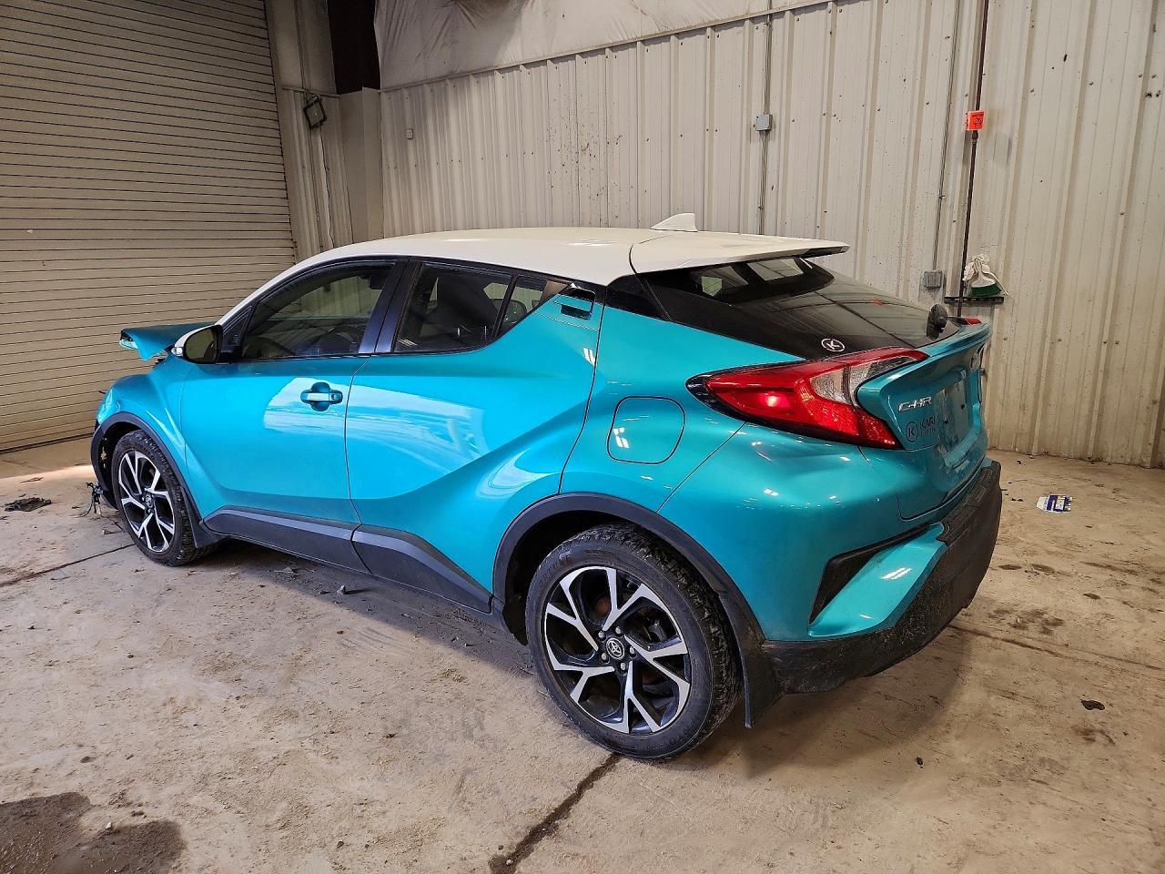 2018 Toyota C-Hr Xle Premium - zdjęcie 2