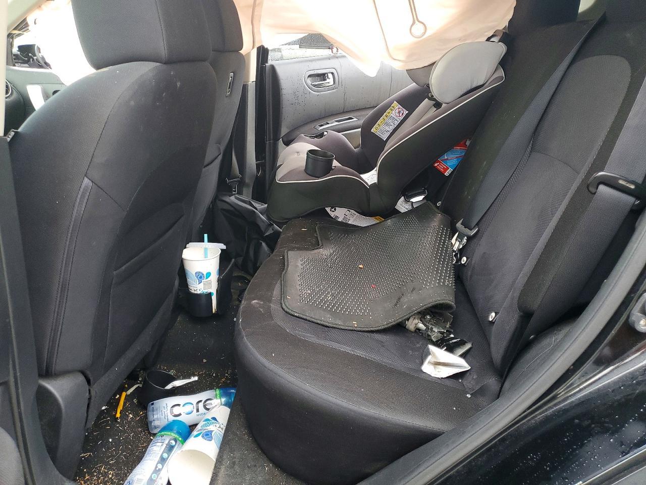 2013 Nissan Rogue S - zdjęcie 11