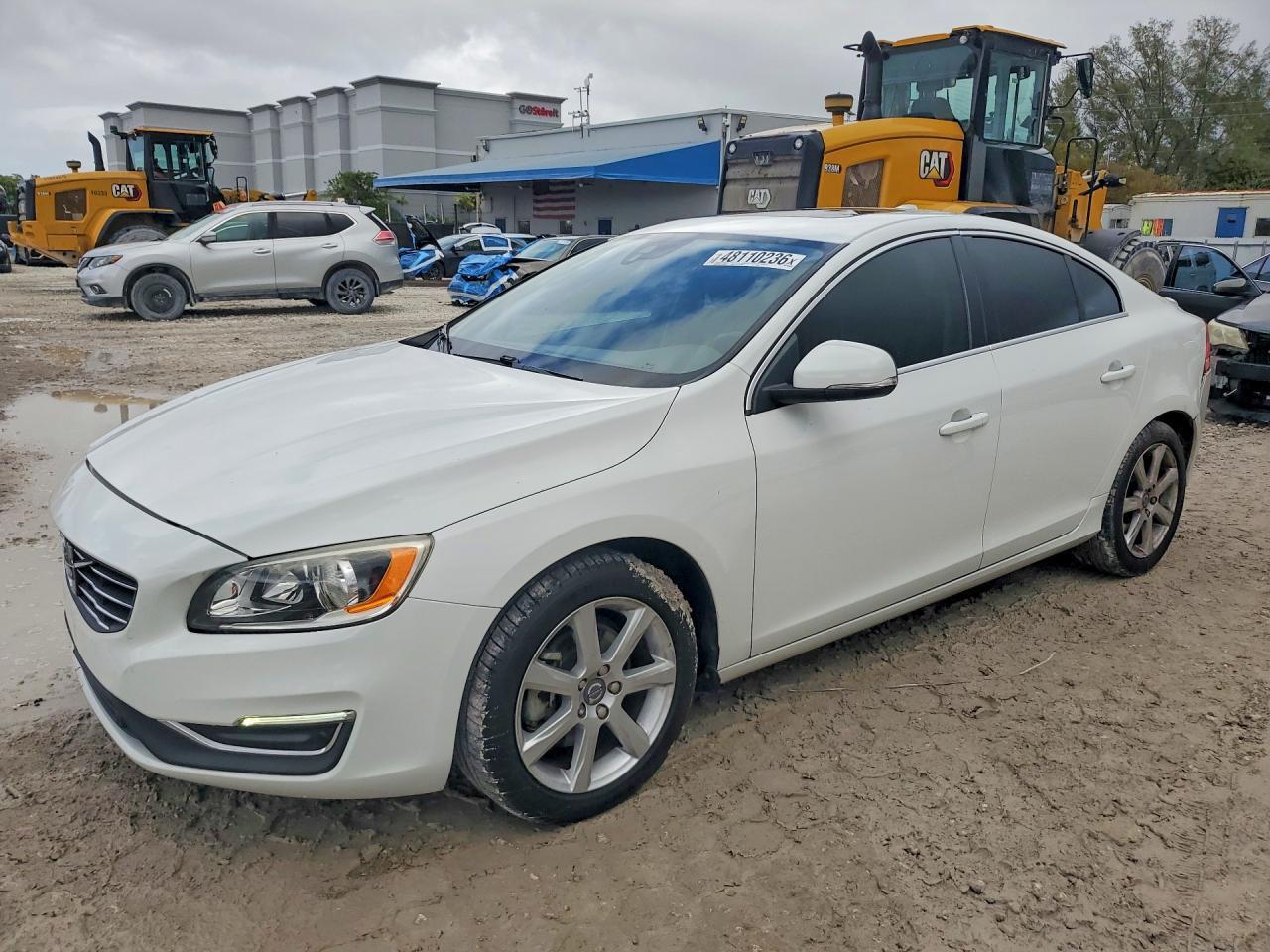 2016 Volvo S60 Premier - zdjęcie główne
