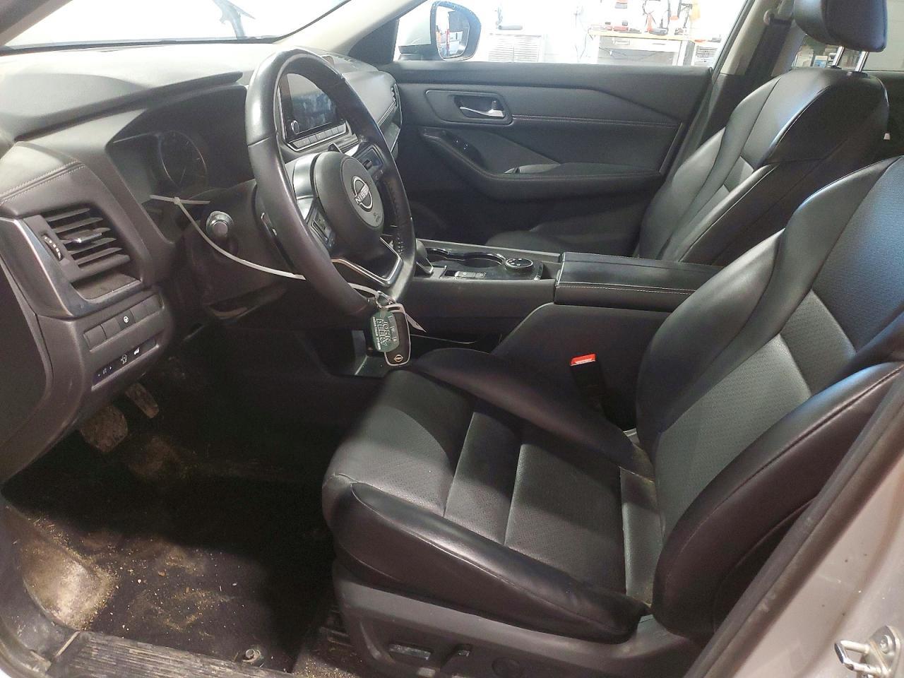 2024 Nissan Rogue Sv - zdjęcie 7