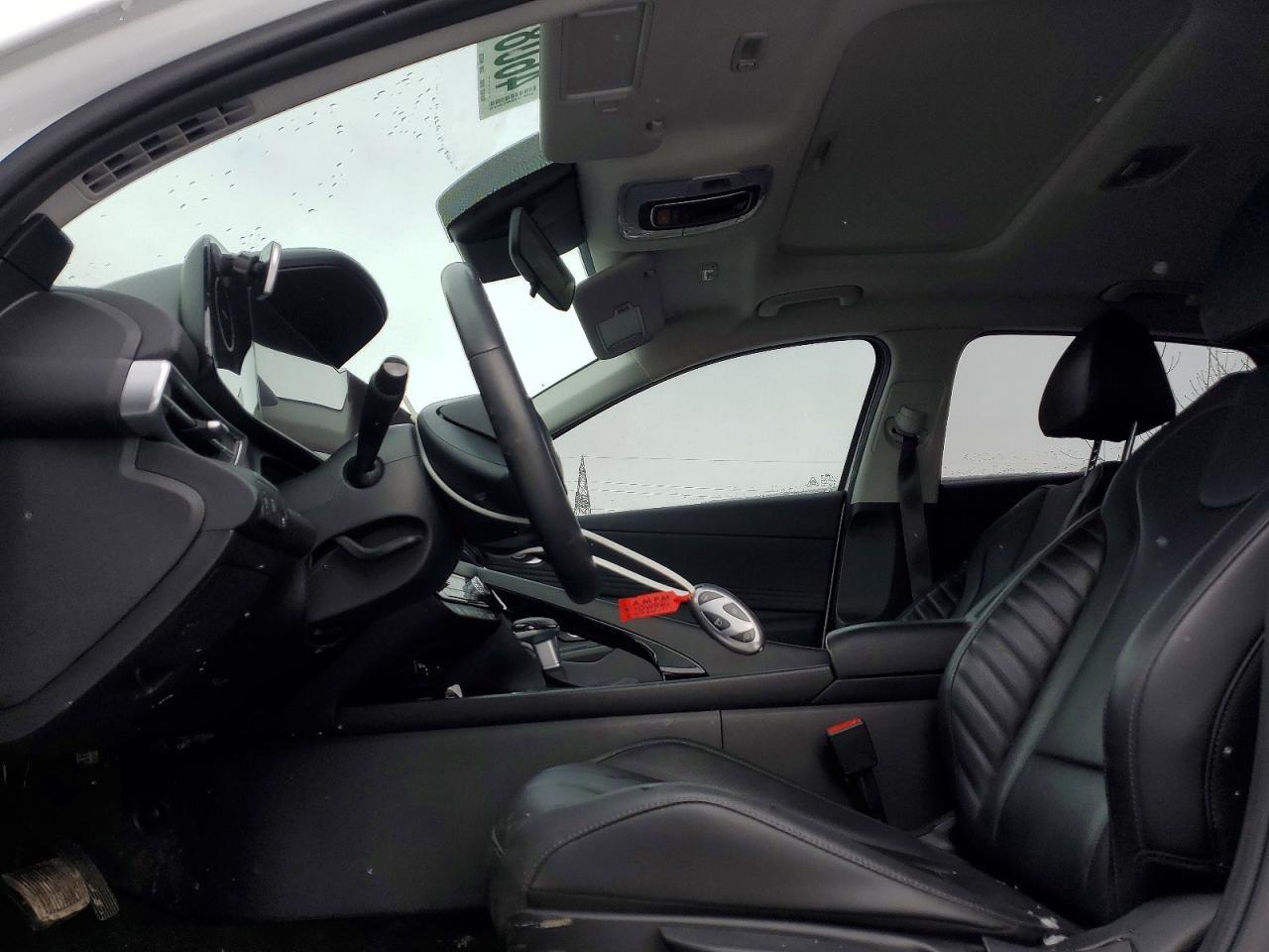 2025 Hyundai Elantra Hybrid Limited - zdjęcie 7