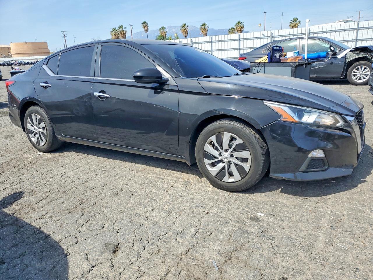 2019 Nissan Altima 2.5 S - zdjęcie 4