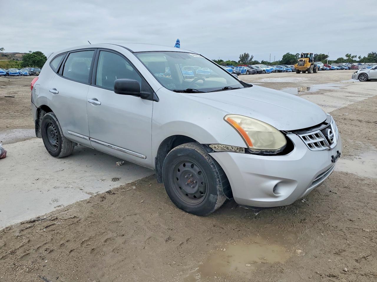 2013 Nissan Rogue S - zdjęcie 4