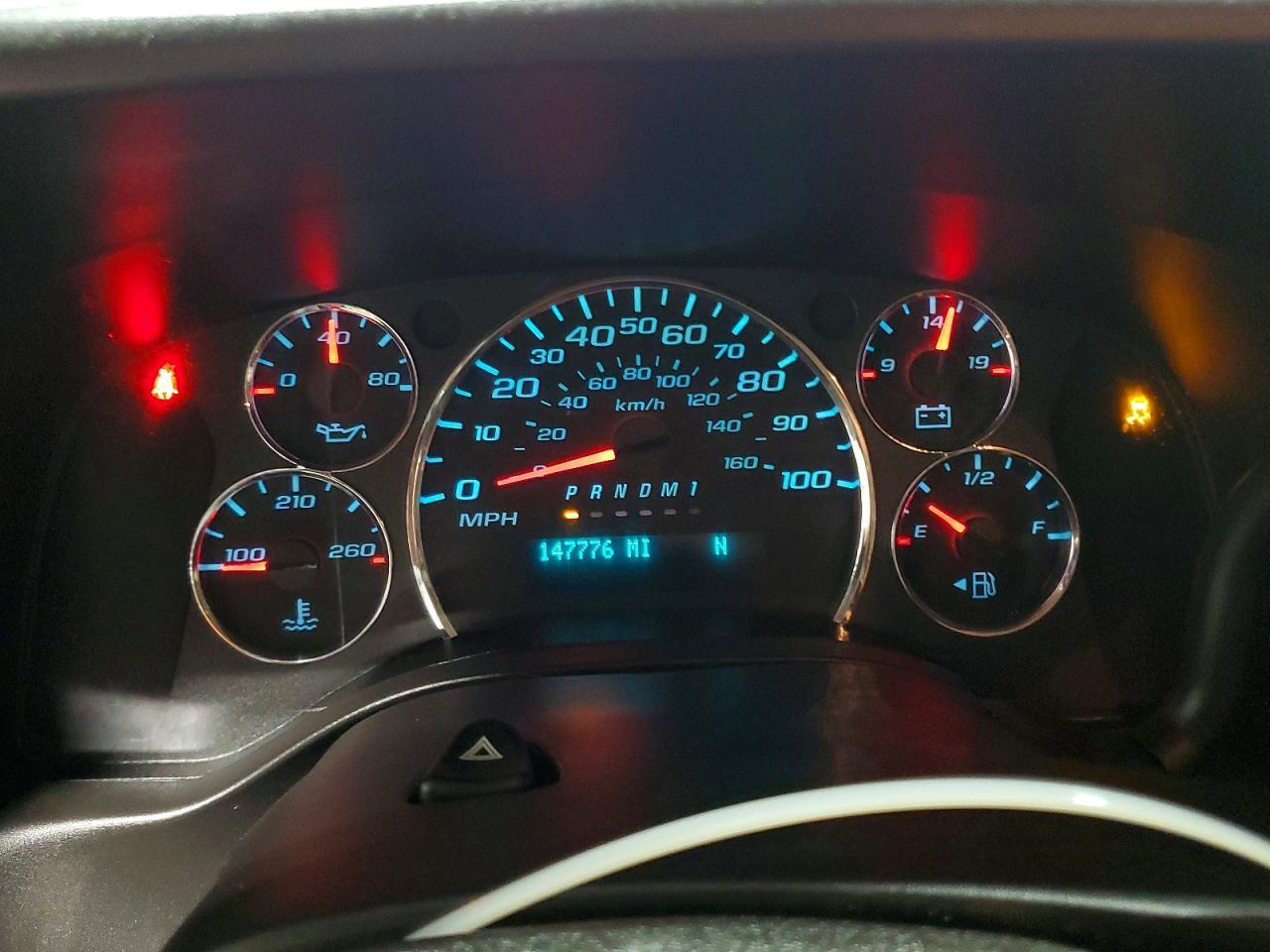 2020 Chevrolet G2500 Expr - zdjęcie 9