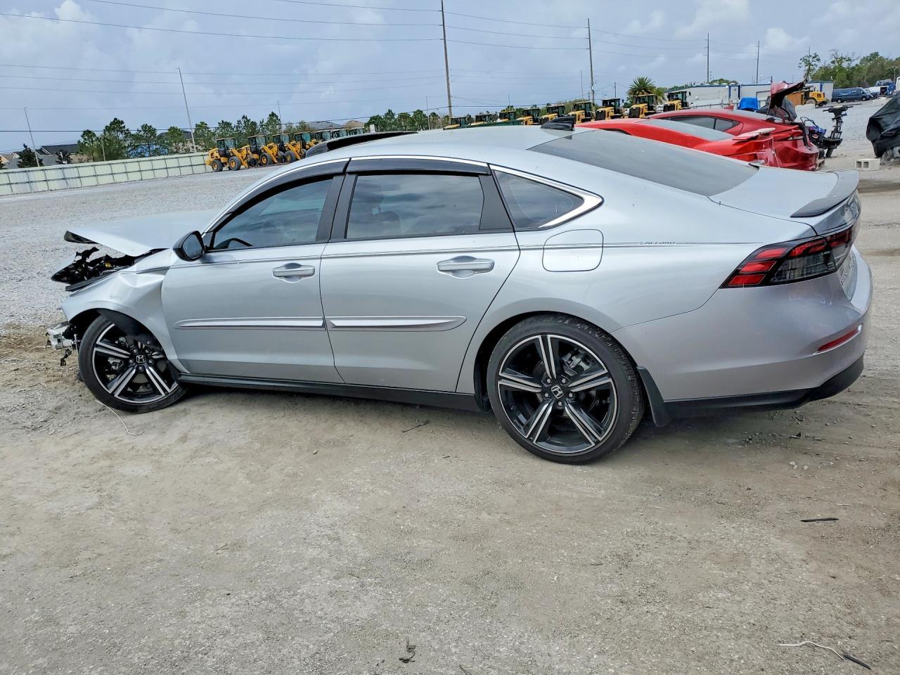 2024 Honda Accord Hybrid Sport - zdjęcie 2