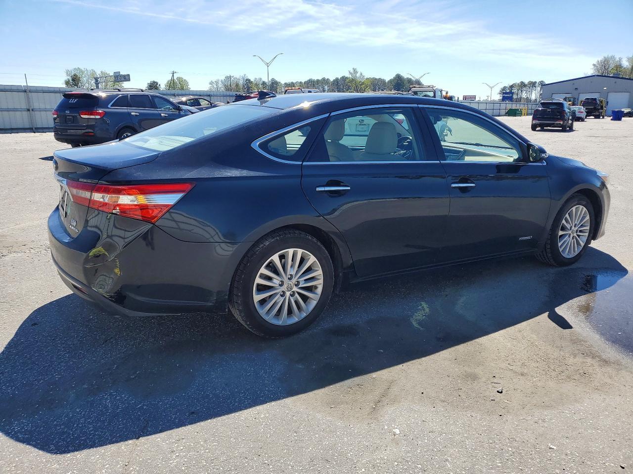 2014 Toyota Avalon Hybrid Limited - zdjęcie 3
