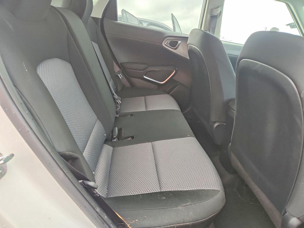 2025 Kia Soul Lx - zdjęcie 10