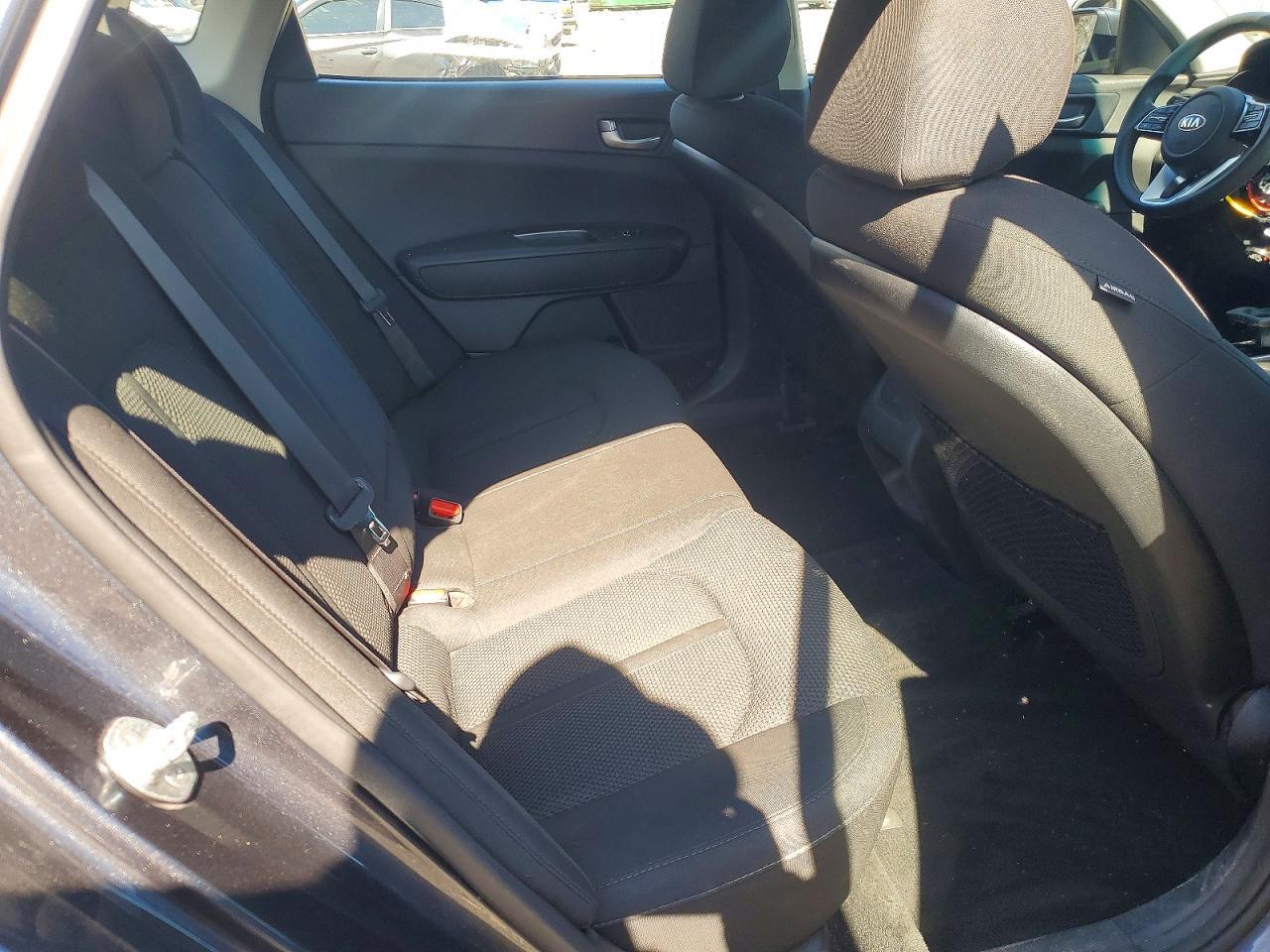 2020 Kia Optima Lx - zdjęcie 10