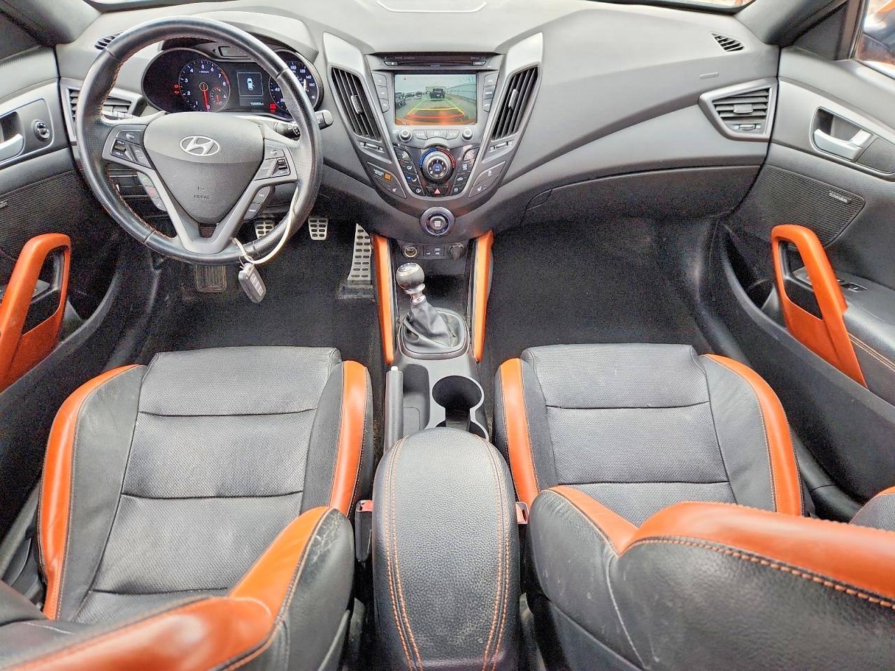 2016 Hyundai Veloster Turbo - zdjęcie 8