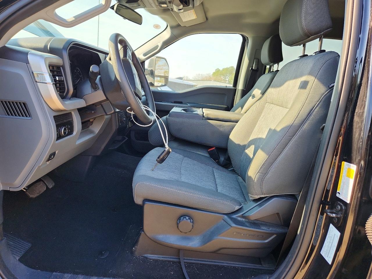 2024 Ford F250 Super Duty - zdjęcie 7