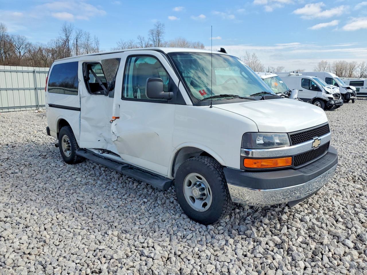 2016 Chevrolet Express G3500 Lt - zdjęcie 4