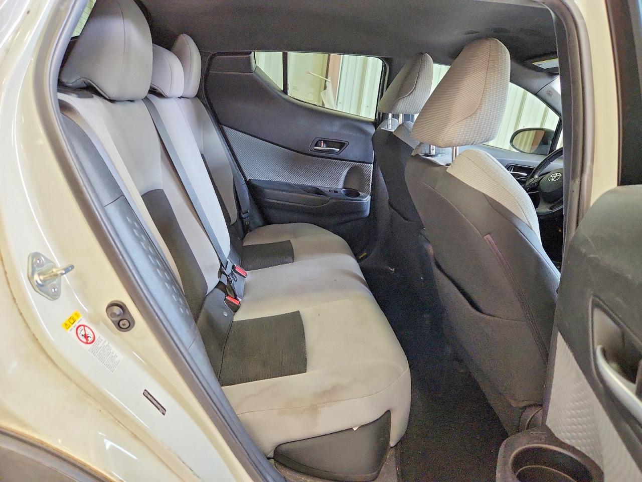 2019 Toyota C-Hr Xle - zdjęcie 11