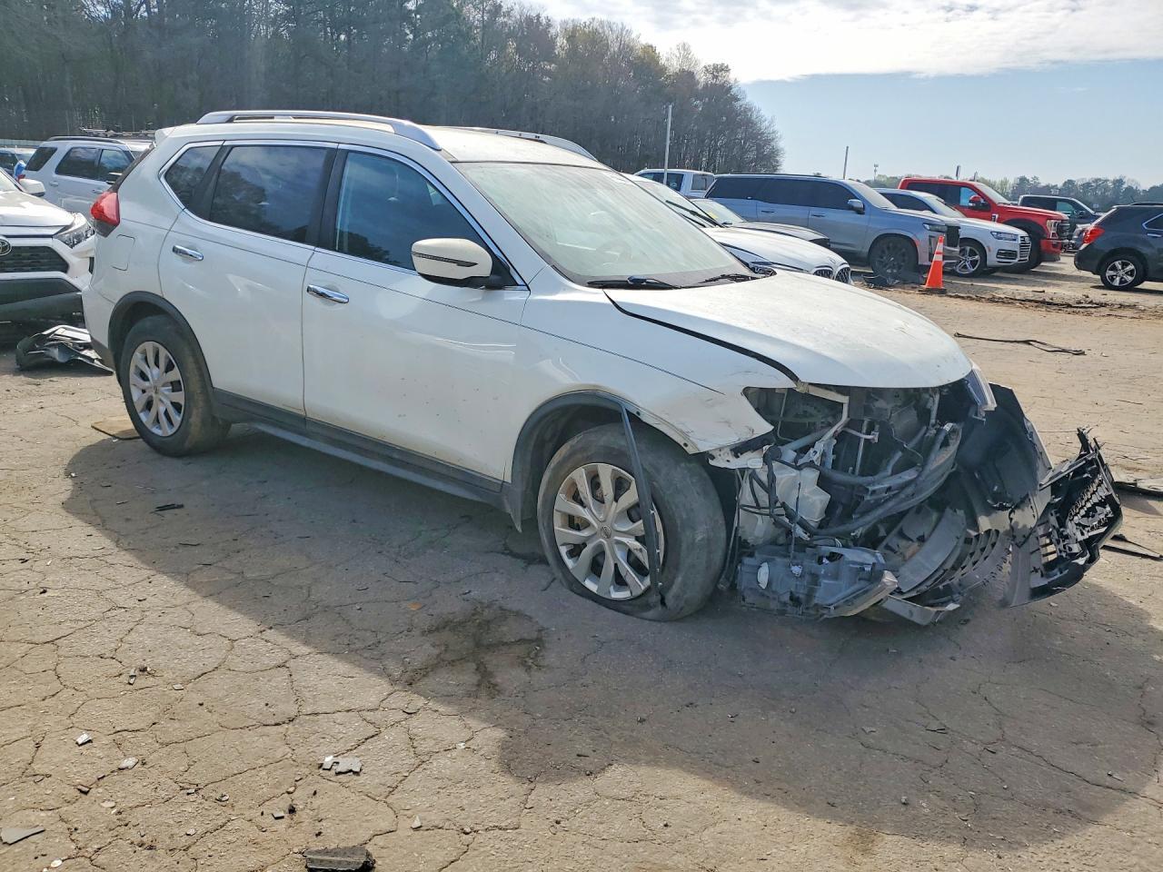 2017 Nissan Rogue - zdjęcie 4