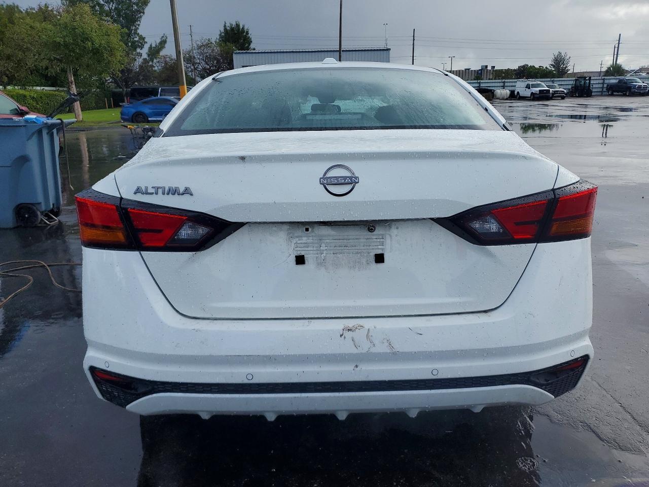 2025 Nissan Altima 2.5 Sv - zdjęcie 6