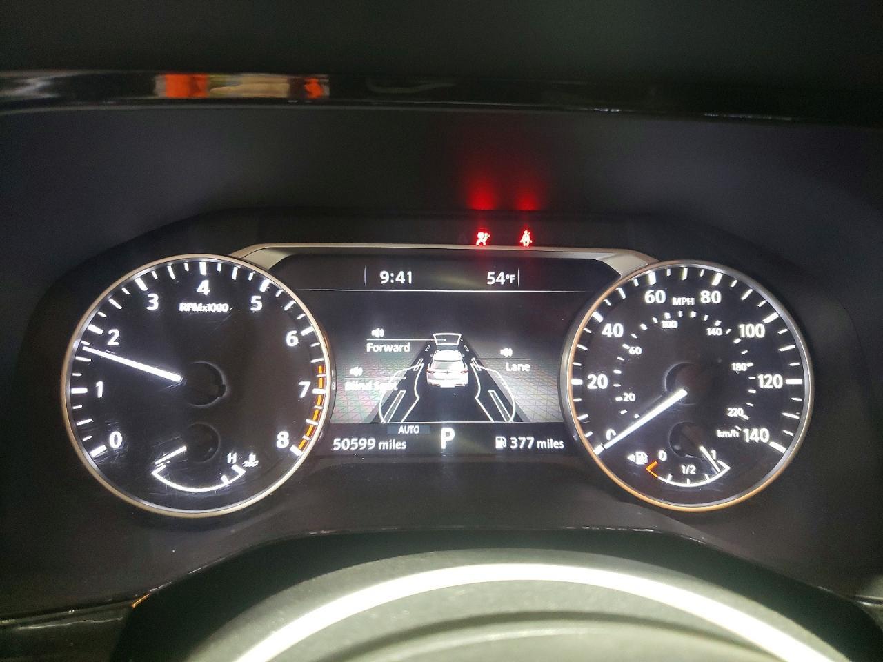 2022 Nissan Pathfinder Sl - zdjęcie 9