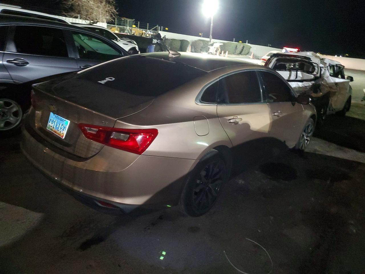 2018 Chevrolet Malibu Lt - zdjęcie 3