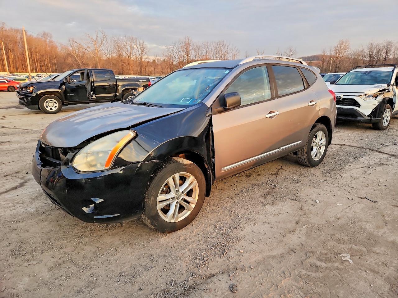 2015 Nissan Rogue Select S - zdjęcie główne