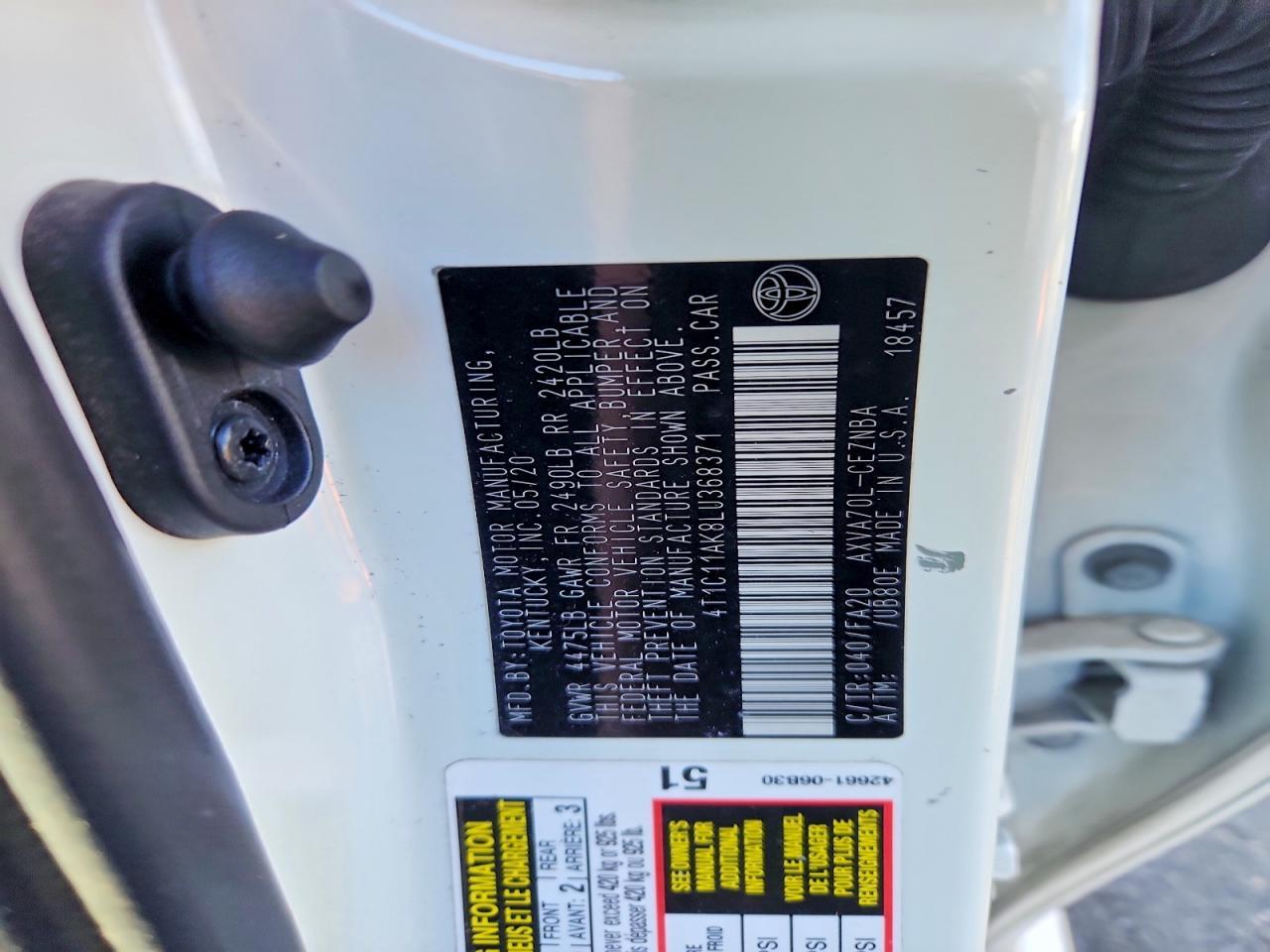 2020 Toyota Camry Le - zdjęcie 12