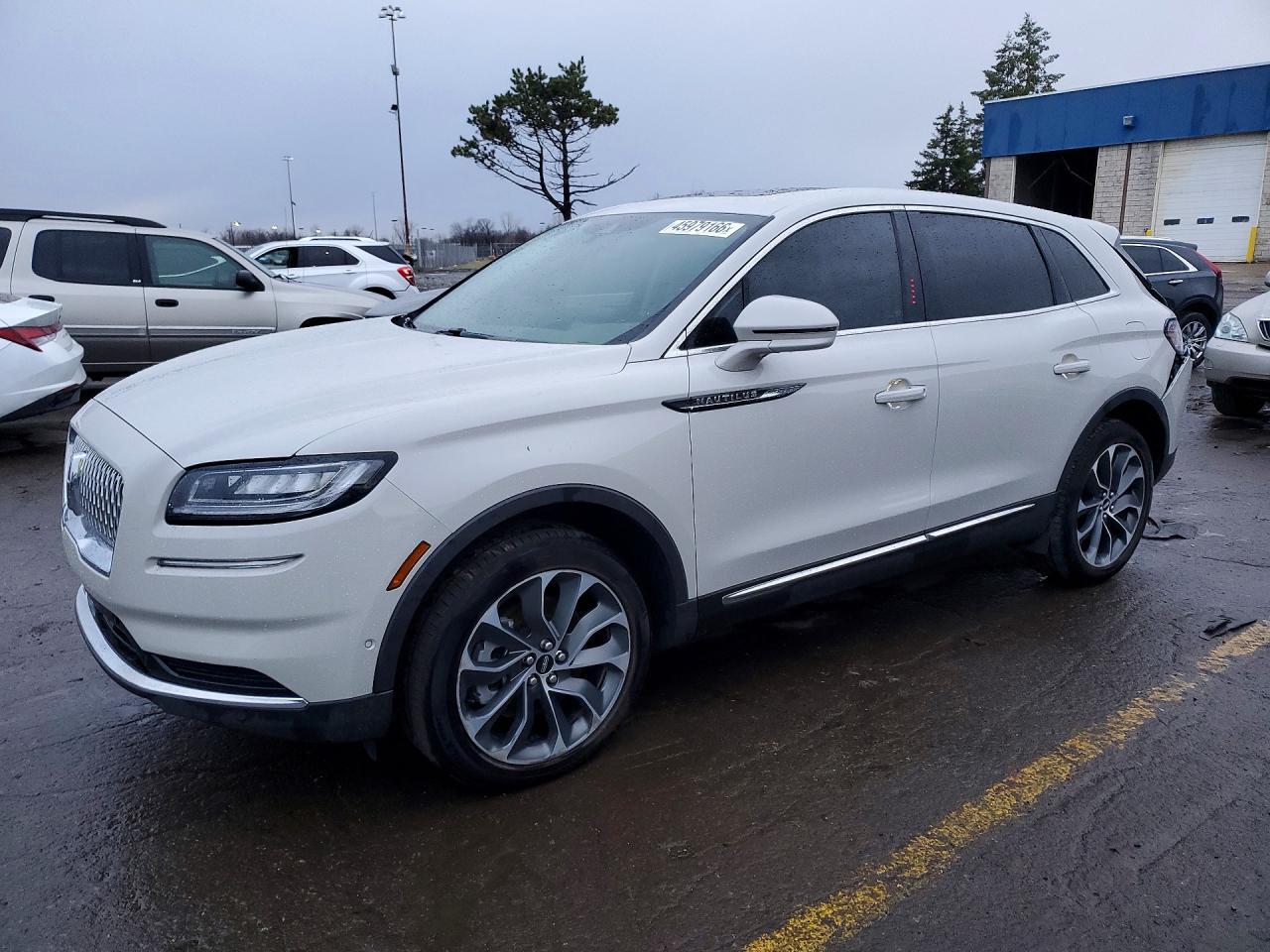 2023 Lincoln Nautilus Reserve - zdjęcie główne