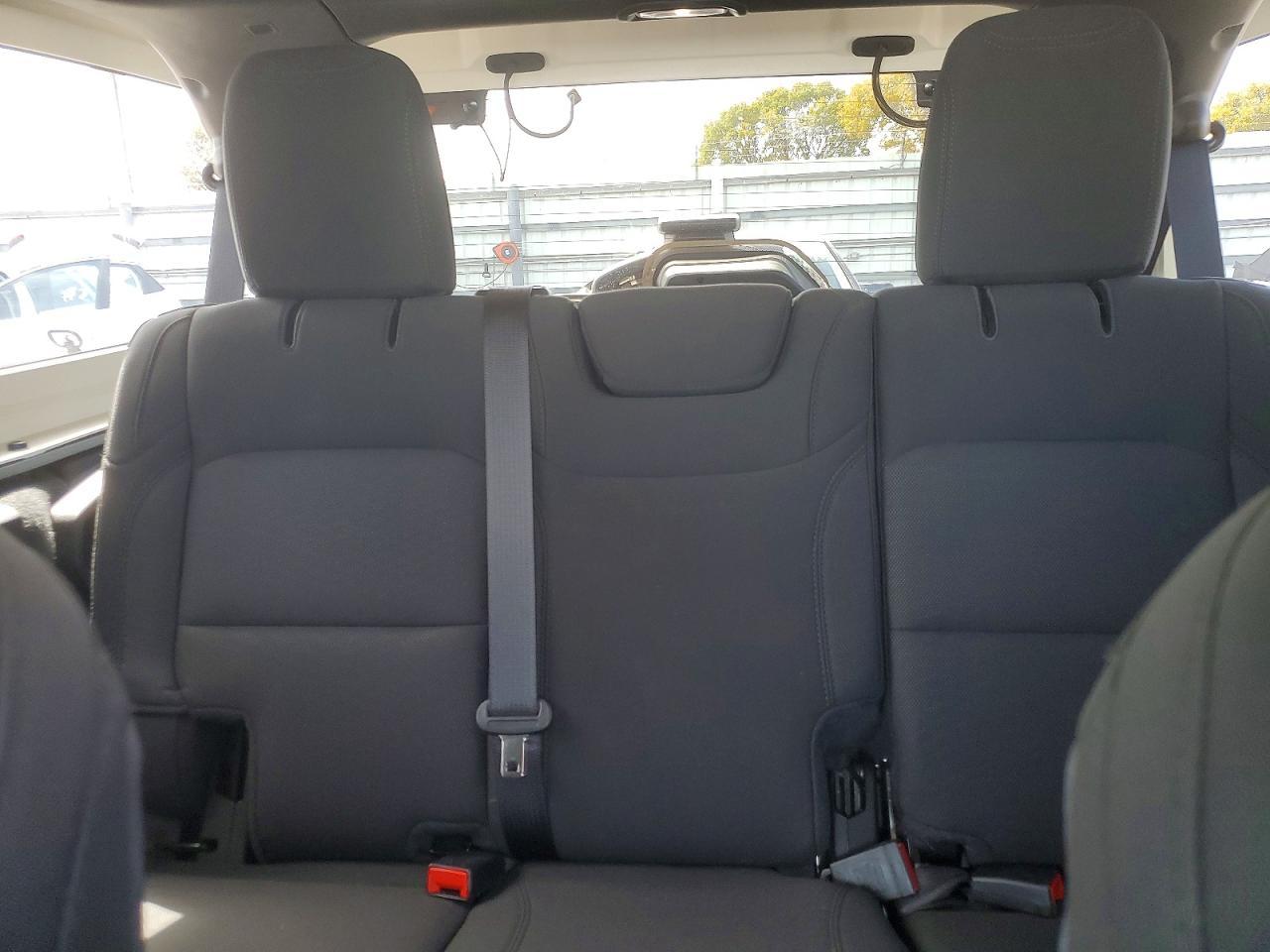 2020 Jeep Wrangler Unlimited Sport - zdjęcie 10