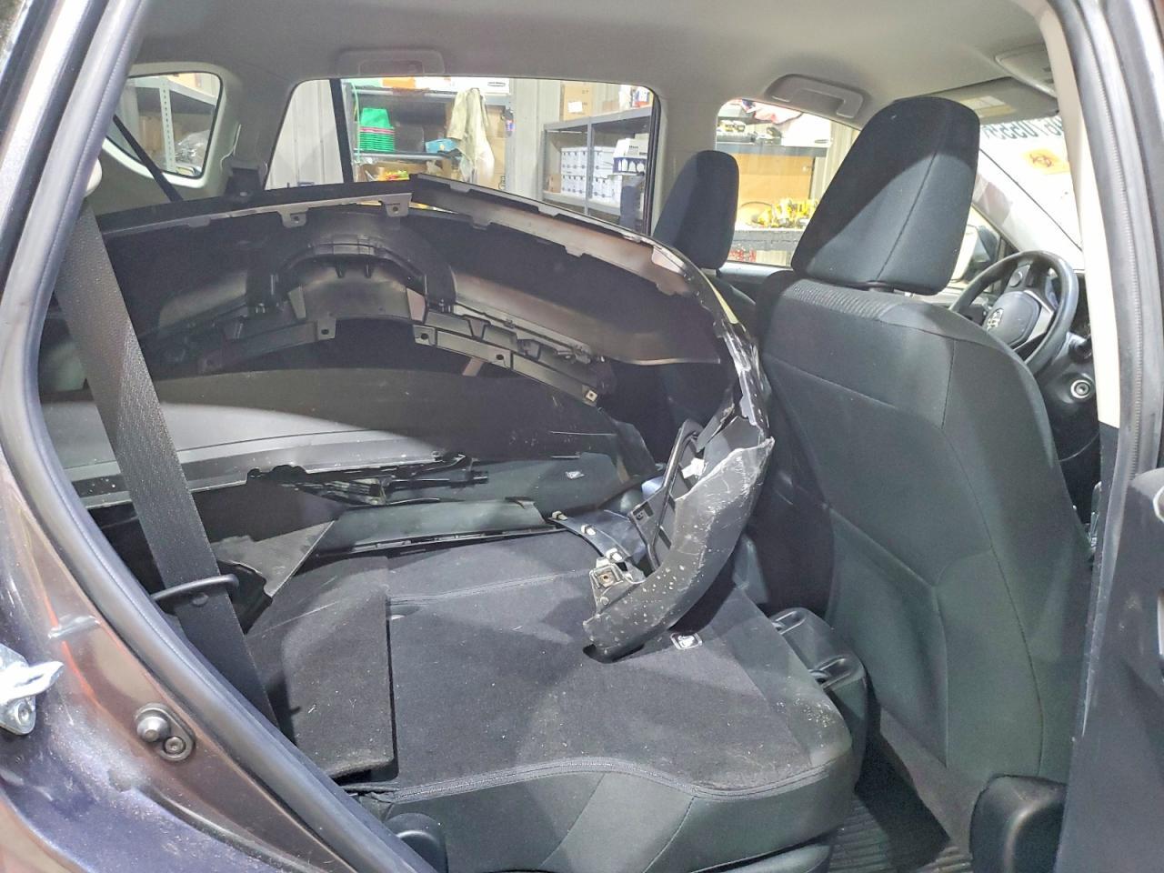 2016 Toyota Rav4 Le - zdjęcie 11