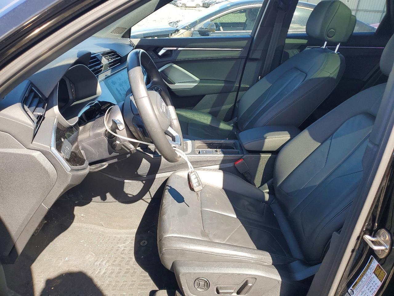 2021 Audi Q3 Premium Plus S Line 45 - zdjęcie 7