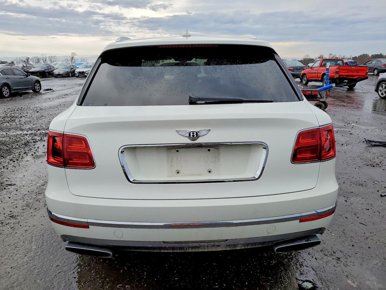 2017 Bentley Bentayga - zdjęcie 6