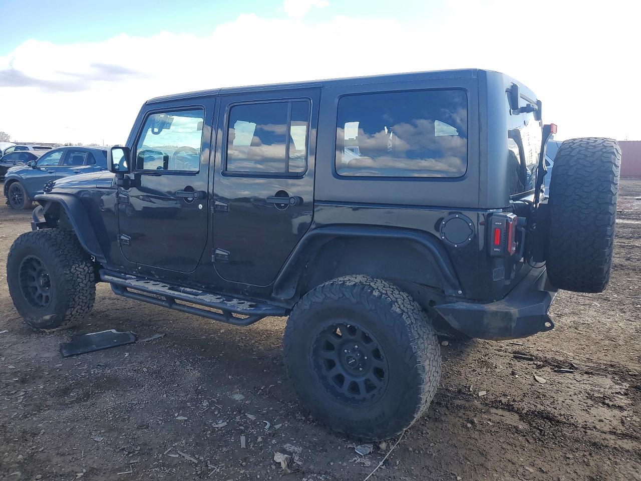 2016 Jeep Wrangler Unlimited Sport - zdjęcie 2