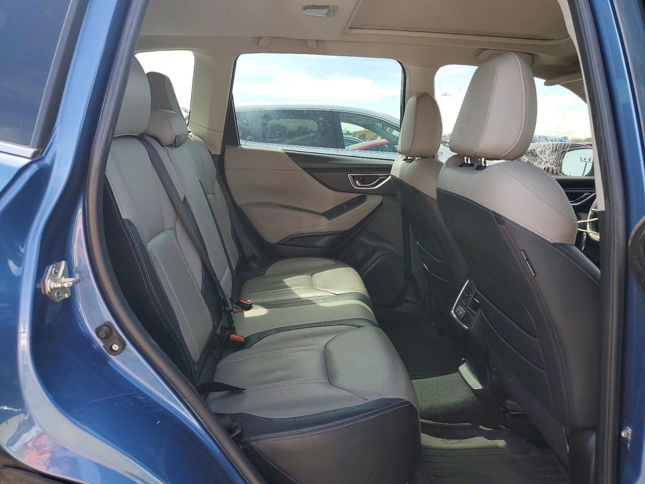 2021 Subaru Forester Limited - zdjęcie 10