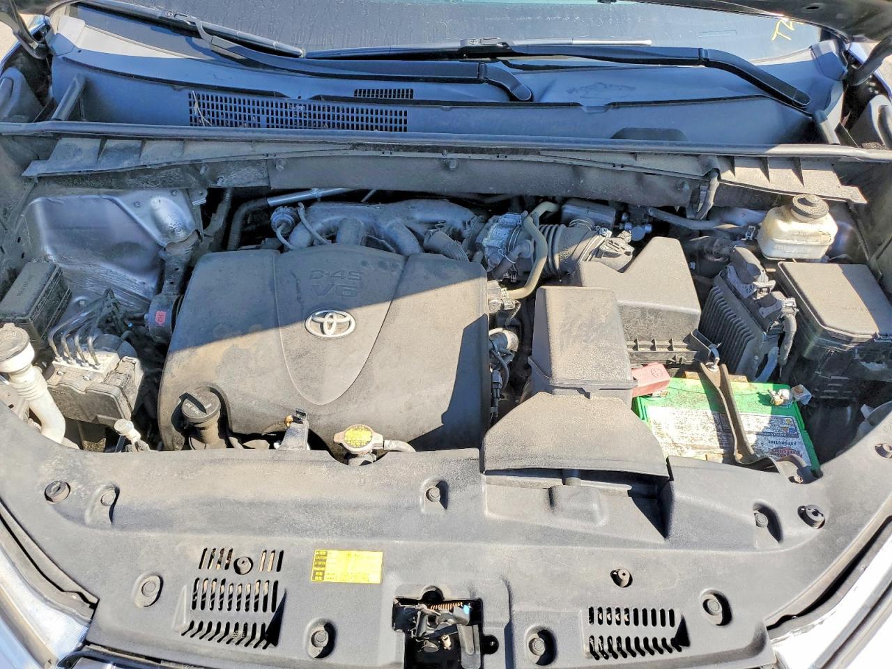 2017 Toyota Highlander Le - zdjęcie 12