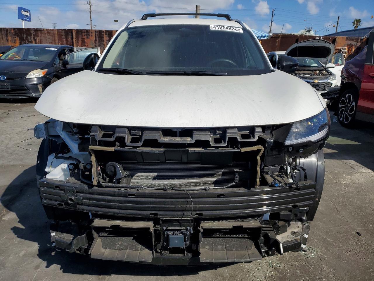 2026 Nissan Kicks Sr - zdjęcie 5