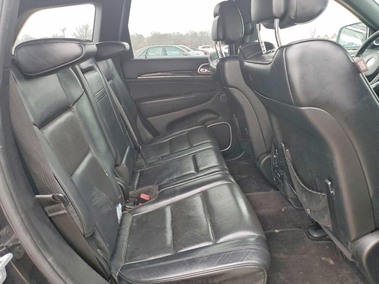 2015 Jeep Grand Cherokee Overland - zdjęcie 11