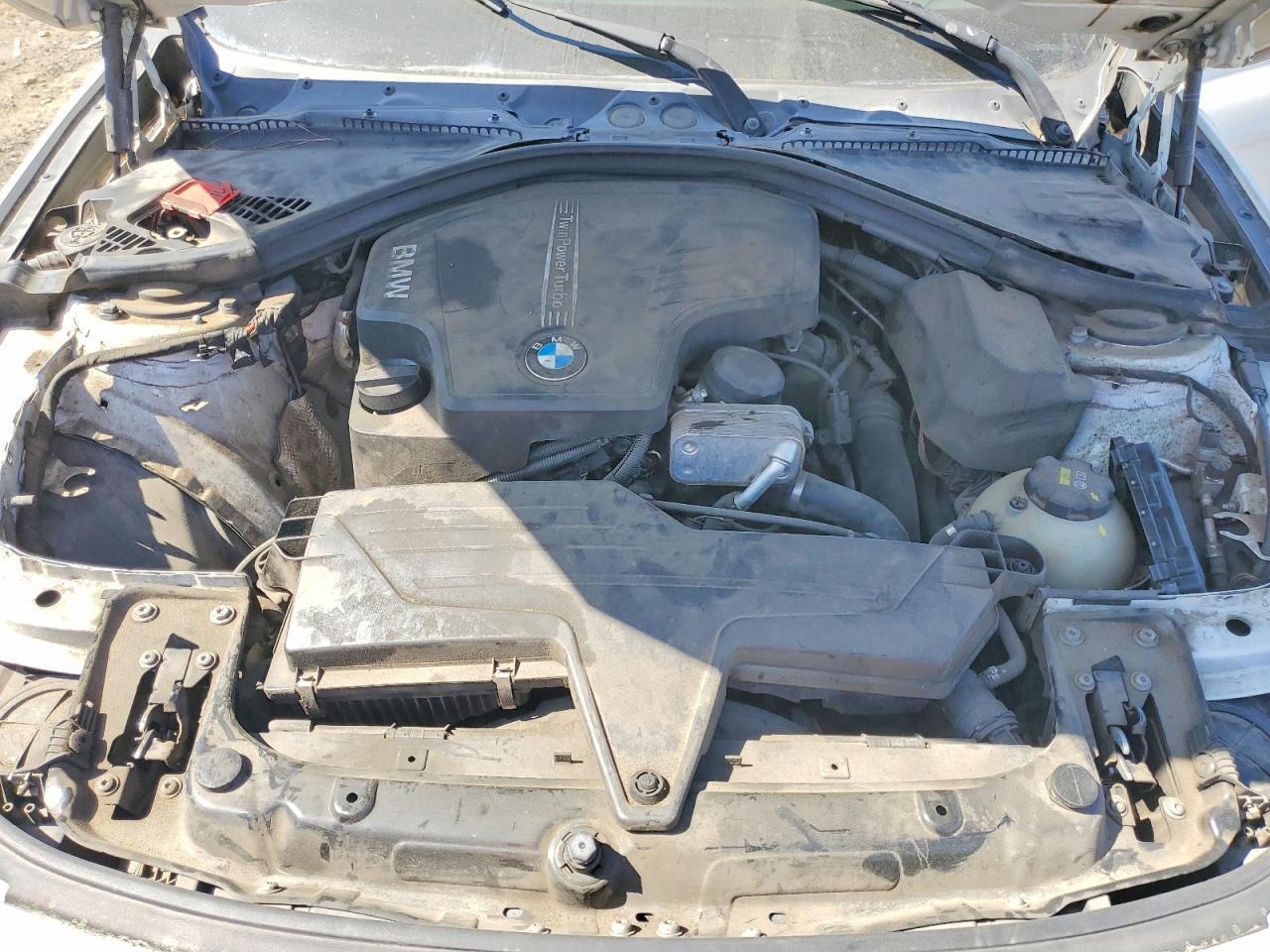 2015 BMW 320 I - zdjęcie 11